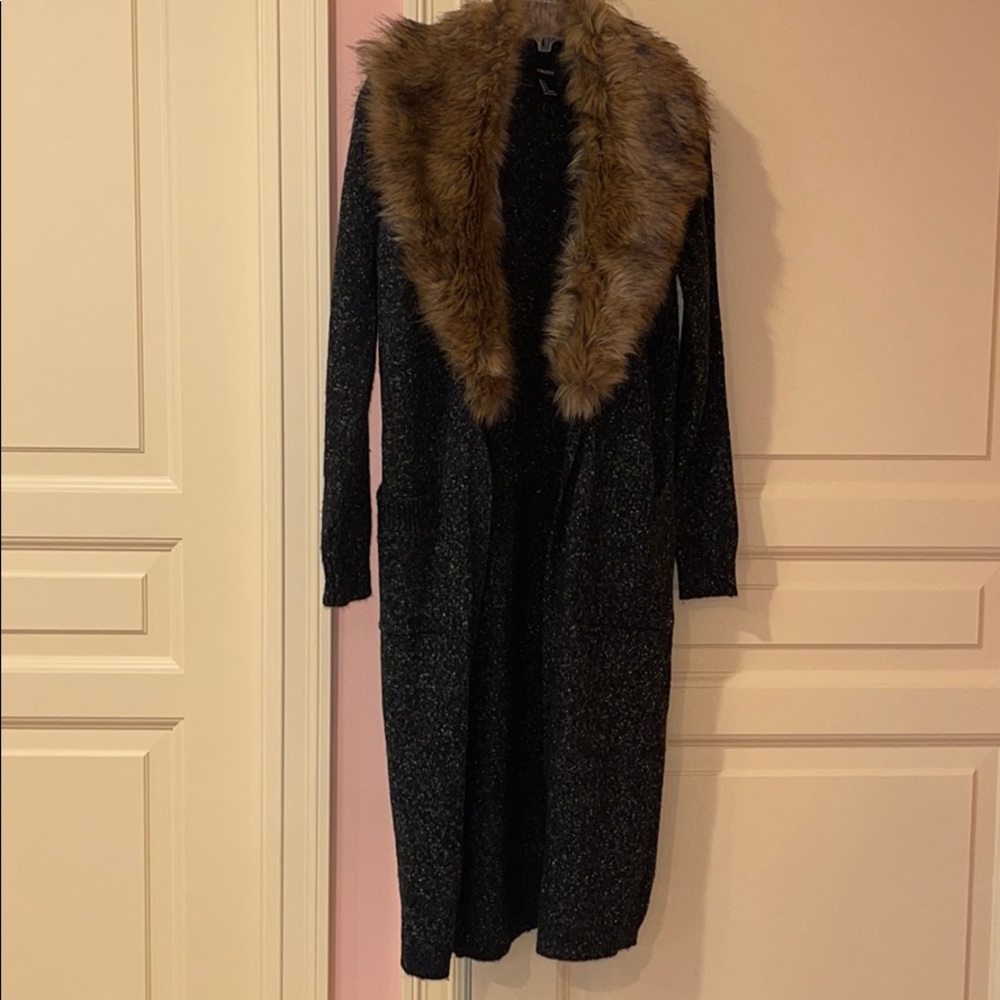 Forever 21 Long Cardigan coat with faux fur collar